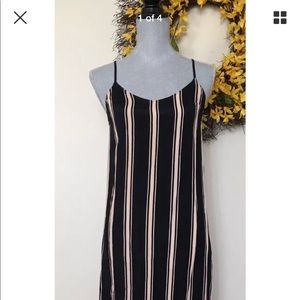 🚫 SOLD 🚫 Reformation Sexy Low Back Maxi